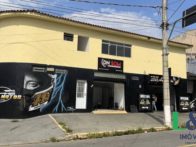 Locação em Residencial Burch - Louveira