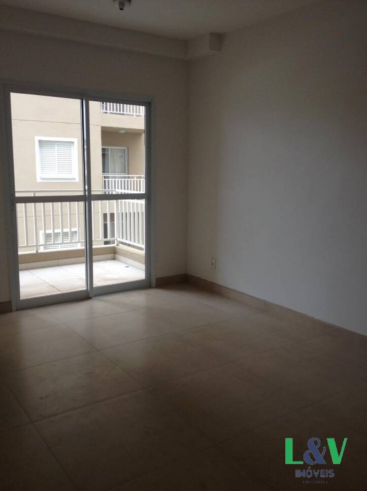 Apartamento para alugar com 3 quartos, 72m² - Foto 1