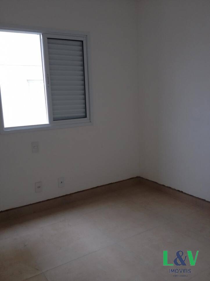 Apartamento para alugar com 3 quartos, 72m² - Foto 6