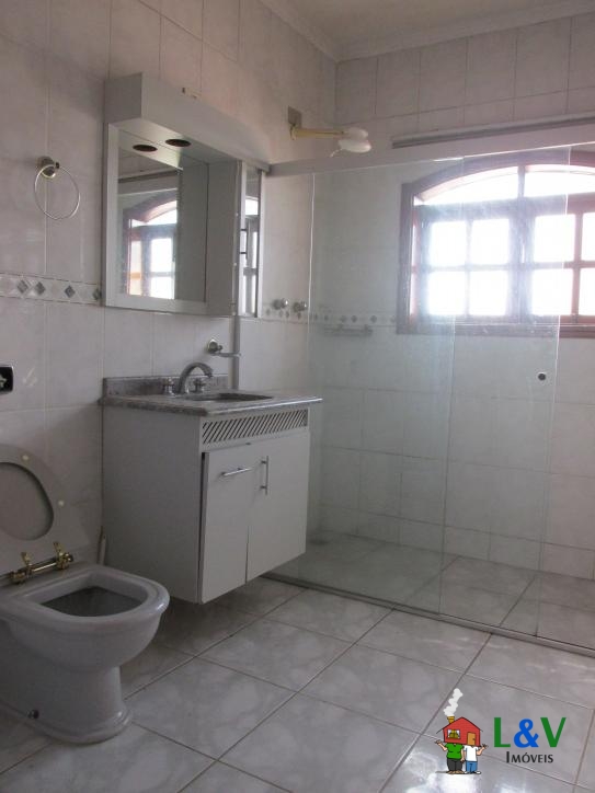 Casa à venda com 3 quartos, 250m² - Foto 18