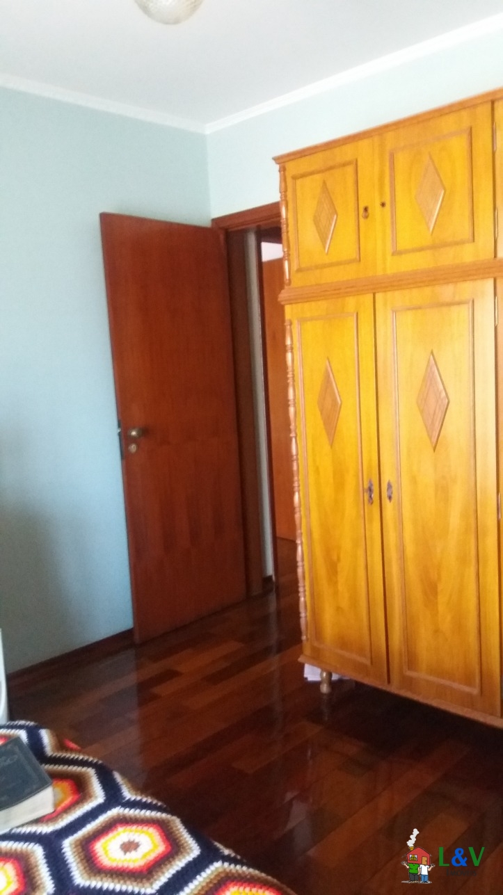 Casa à venda com 4 quartos, 330m² - Foto 13