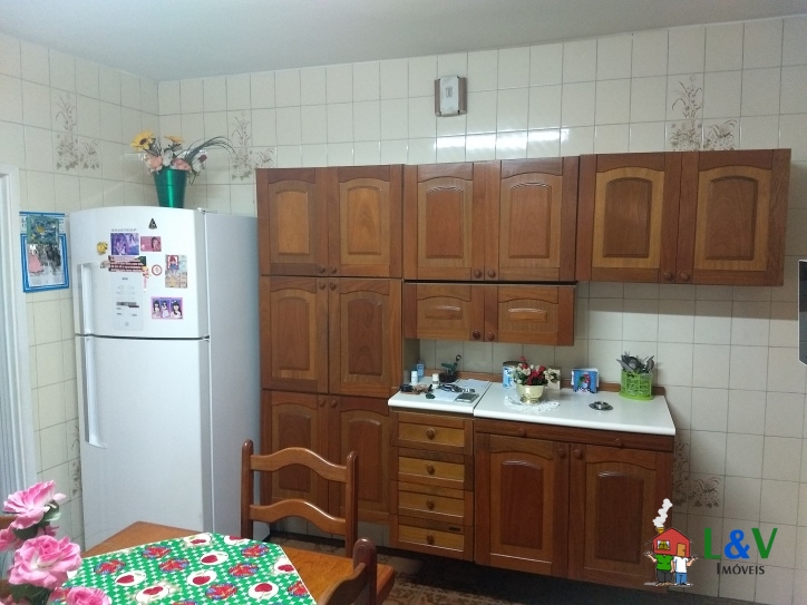 Casa à venda com 2 quartos, 200m² - Foto 18