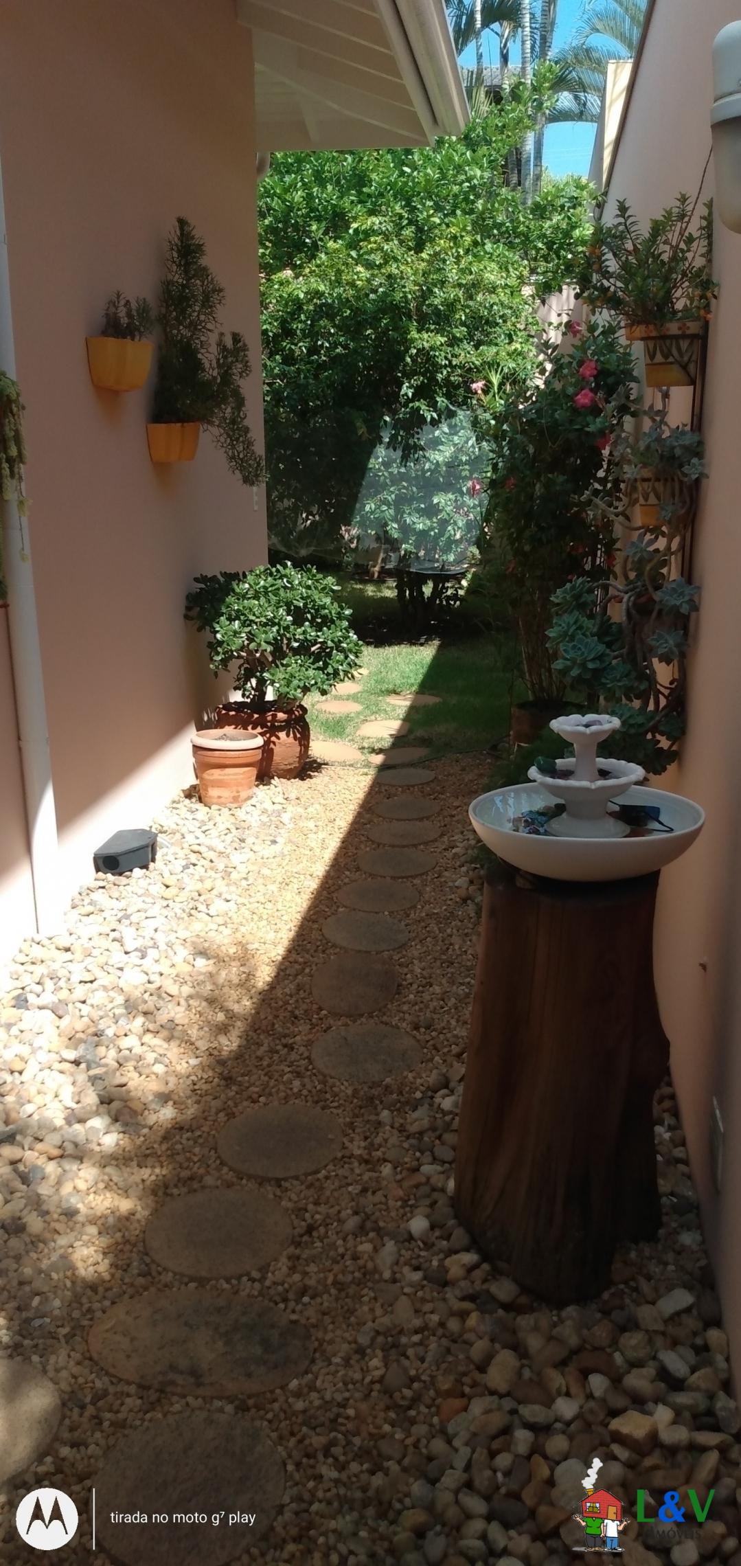 Casa de Condomínio à venda com 4 quartos, 220m² - Foto 25