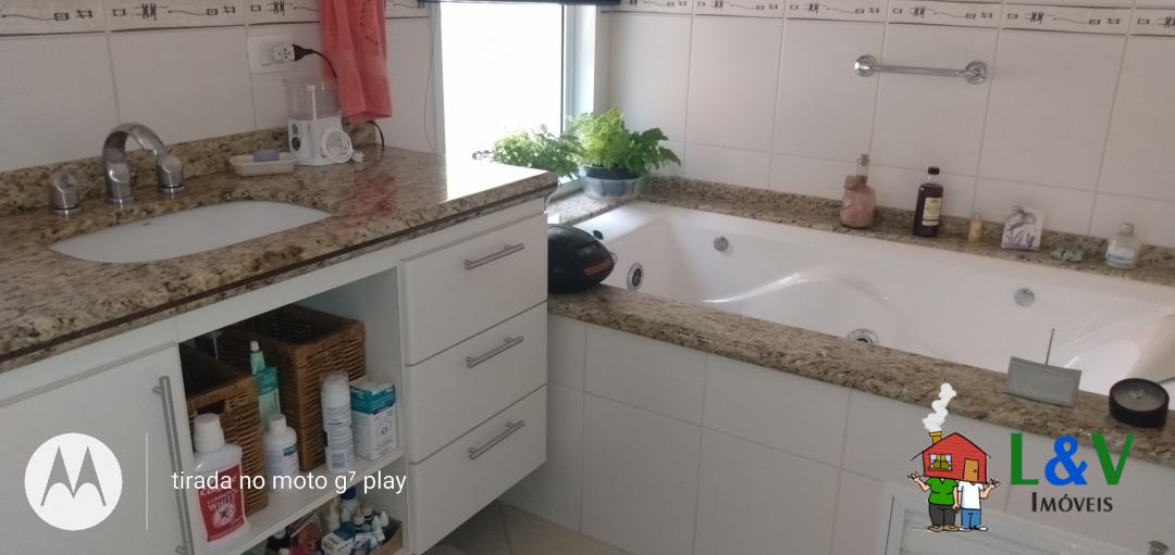 Casa de Condomínio à venda com 4 quartos, 220m² - Foto 47