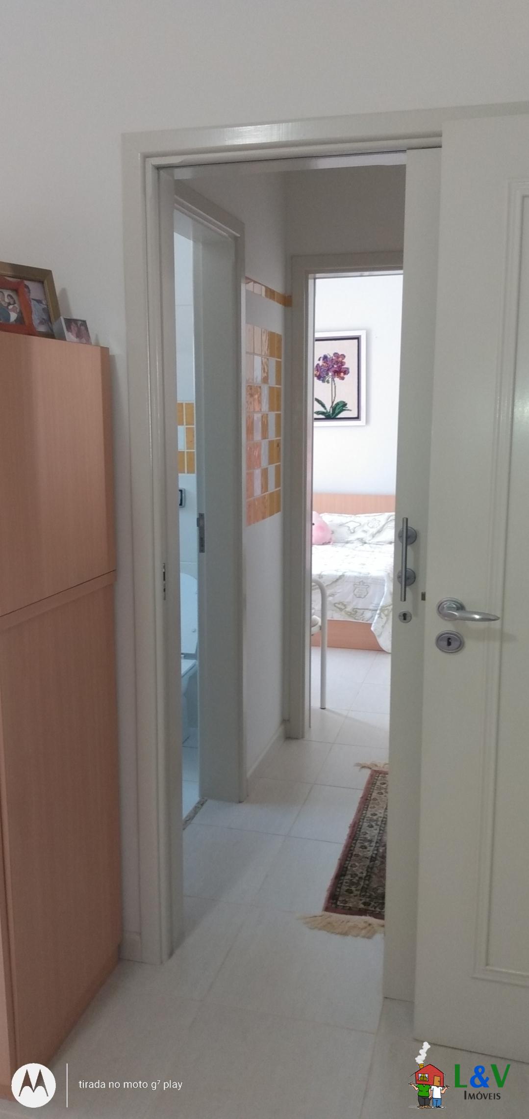 Casa de Condomínio à venda com 4 quartos, 220m² - Foto 67