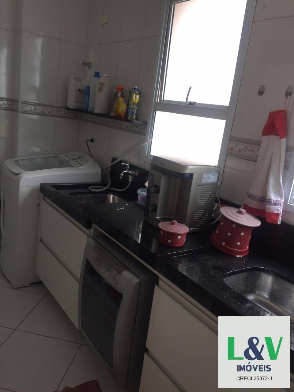 Apartamento à venda com 3 quartos, 75m² - Foto 13