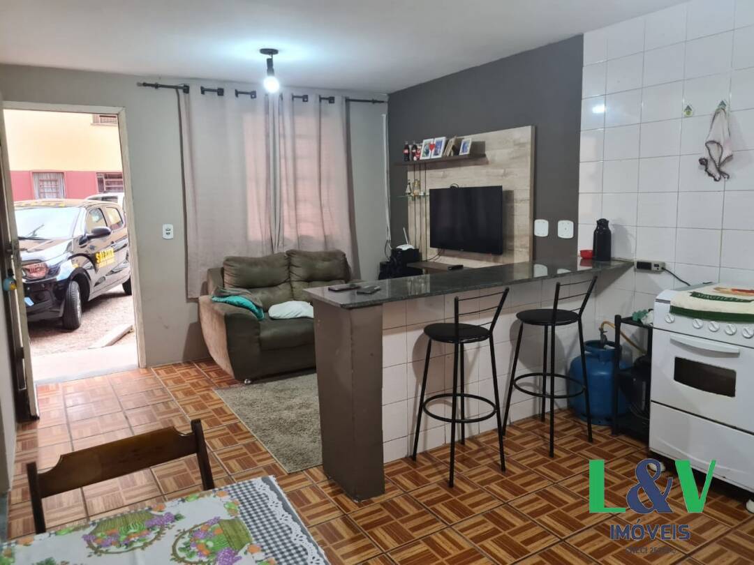 Apartamento para alugar com 2 quartos, 40m² - Foto 4