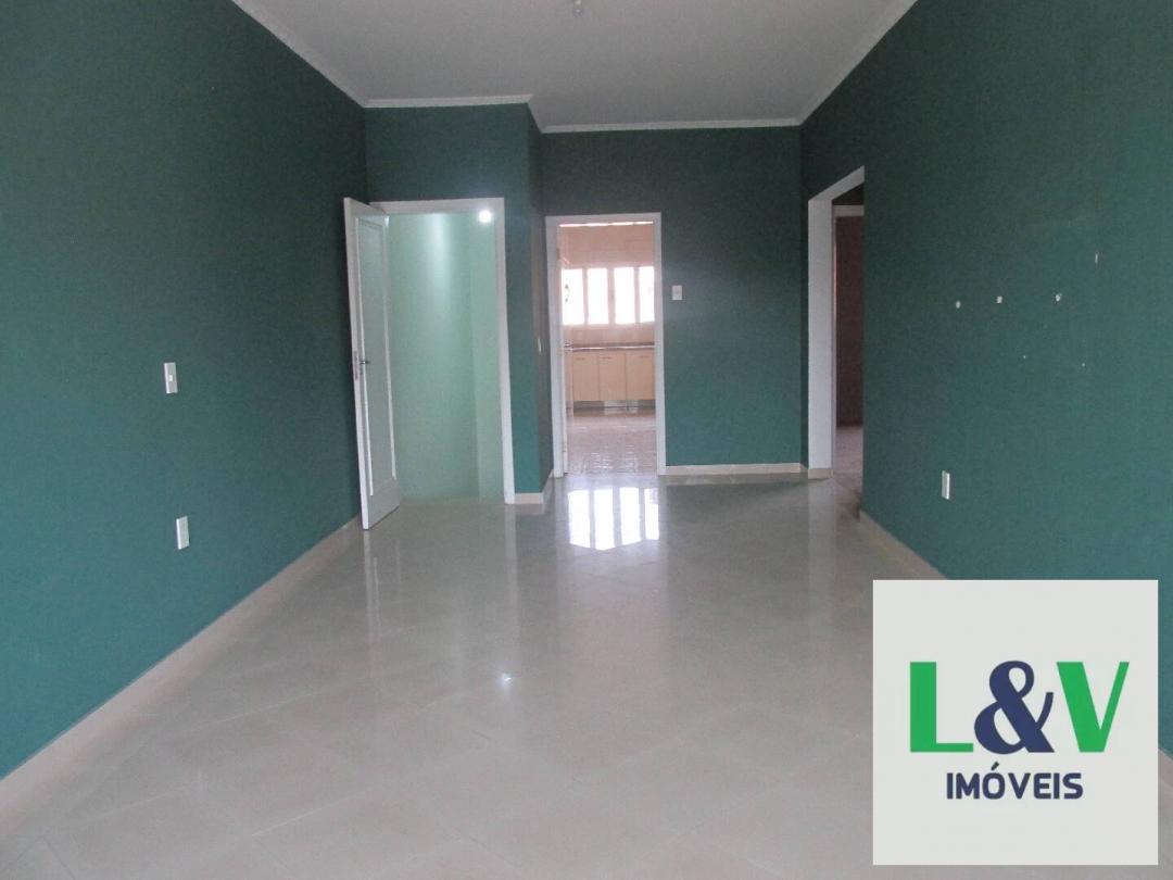 Casa à venda com 2 quartos, 291m² - Foto 4