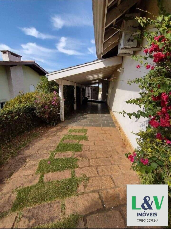 Casa de Condomínio à venda com 3 quartos, 430m² - Foto 4