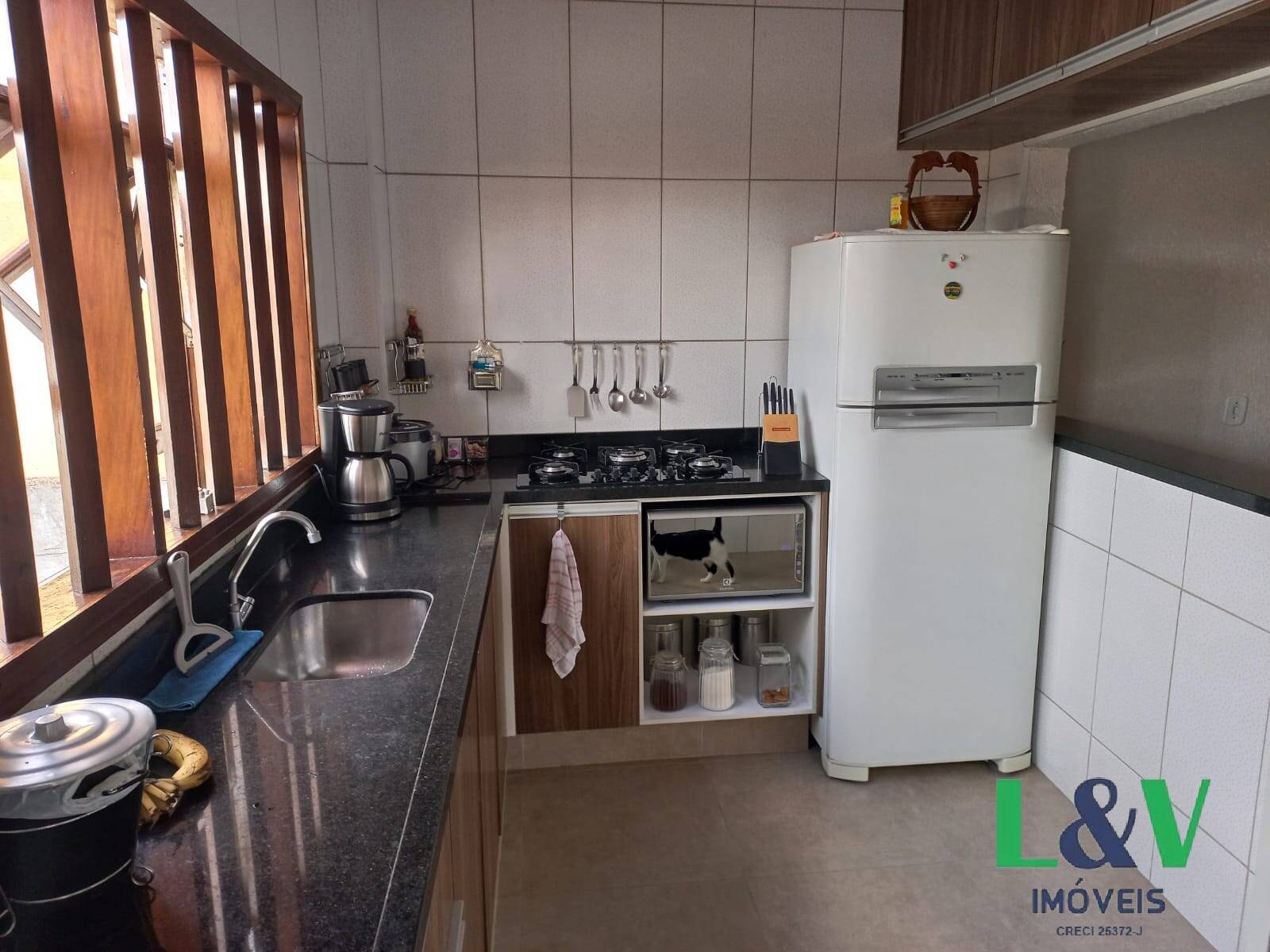 Casa à venda com 2 quartos, 170m² - Foto 4