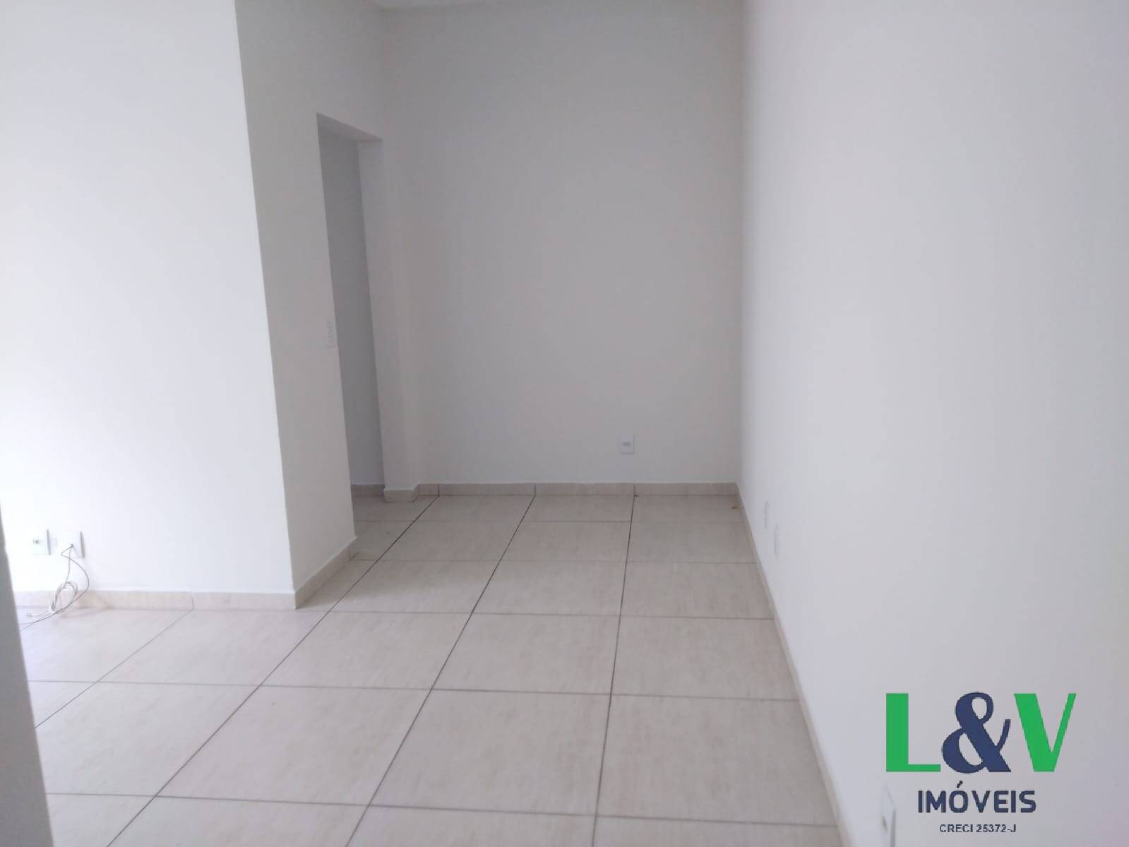 Casa para alugar com 2 quartos, 60m² - Foto 6