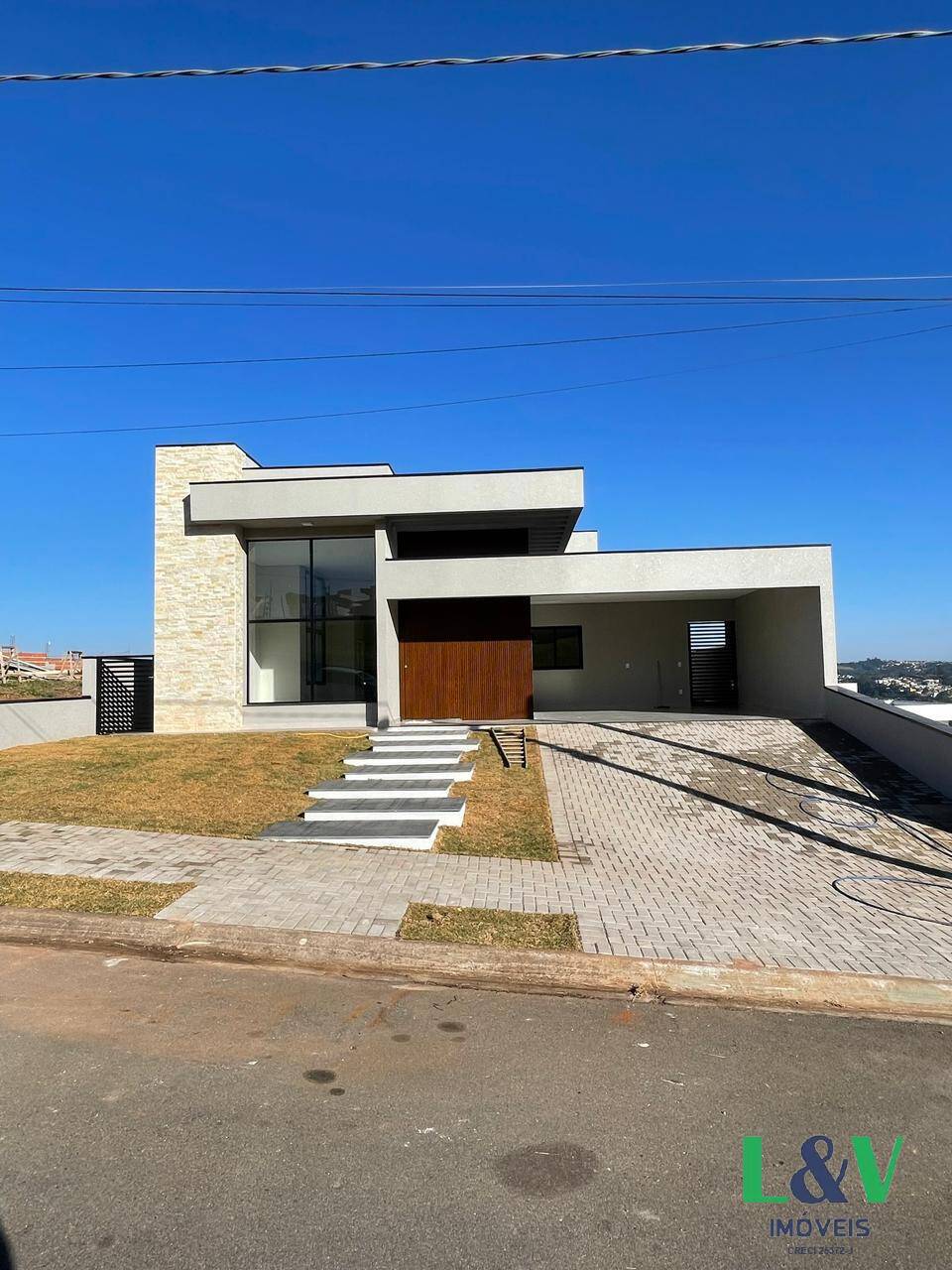 Casa de Condomínio à venda com 3 quartos, 273m² - Foto 3