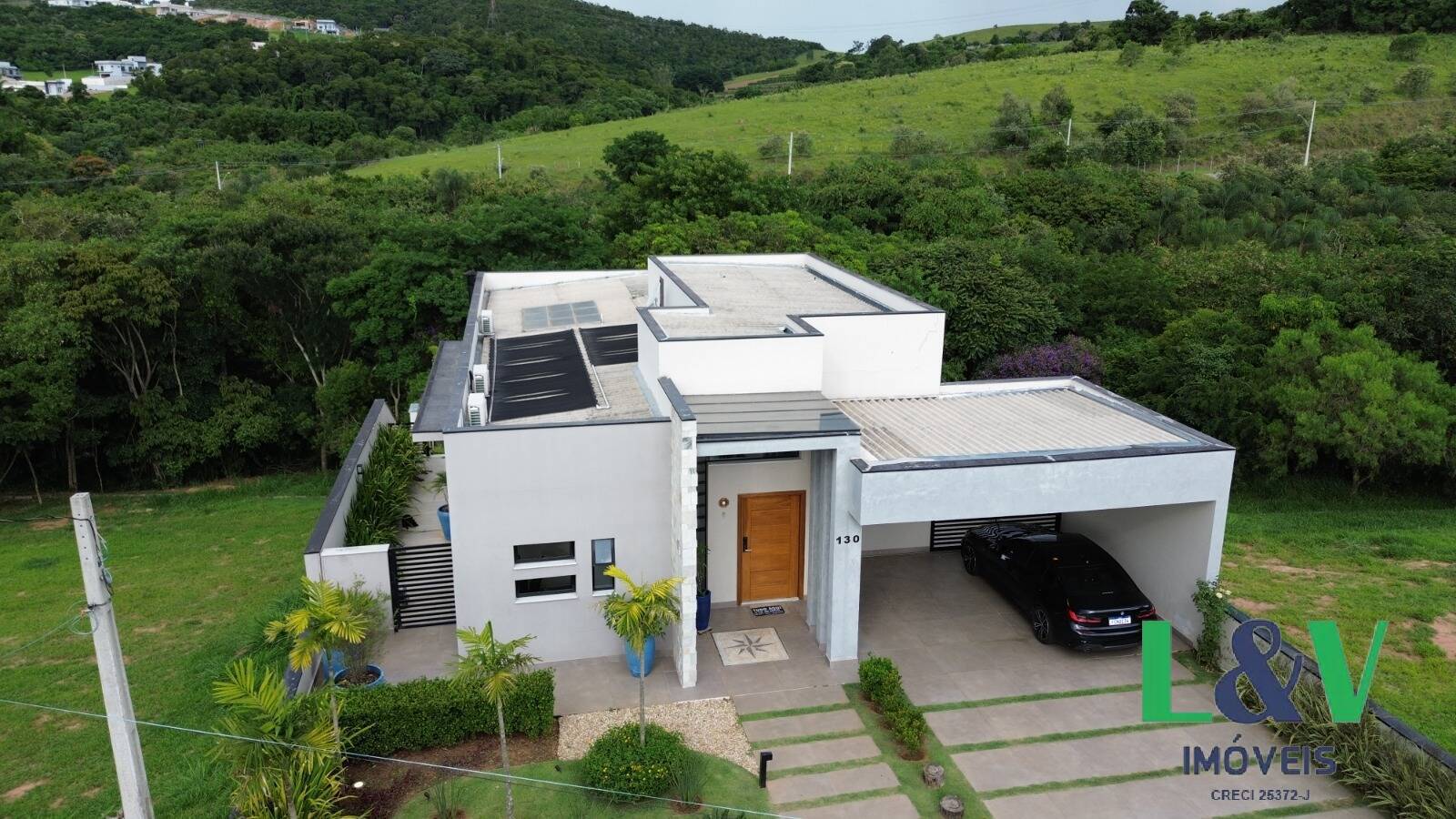 Casa de Condomínio à venda com 3 quartos, 251m² - Foto 2