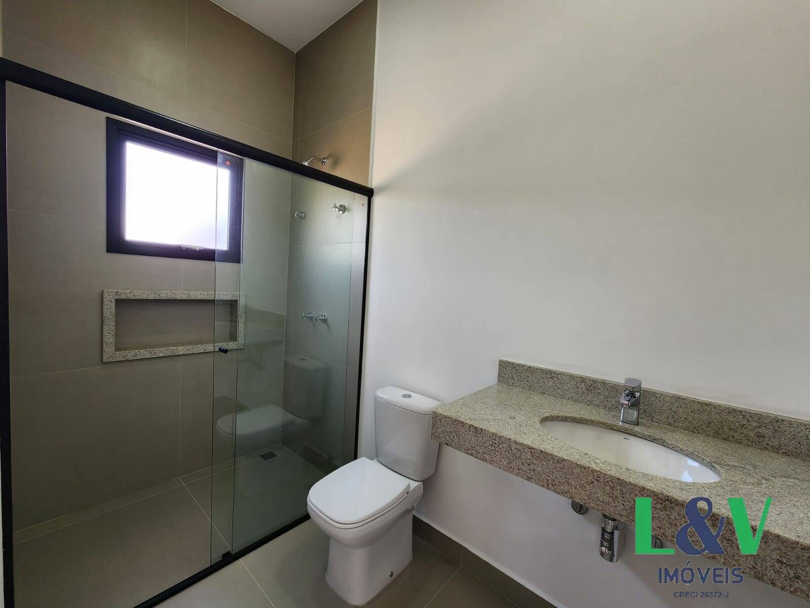 Casa de Condomínio à venda com 3 quartos, 230m² - Foto 12