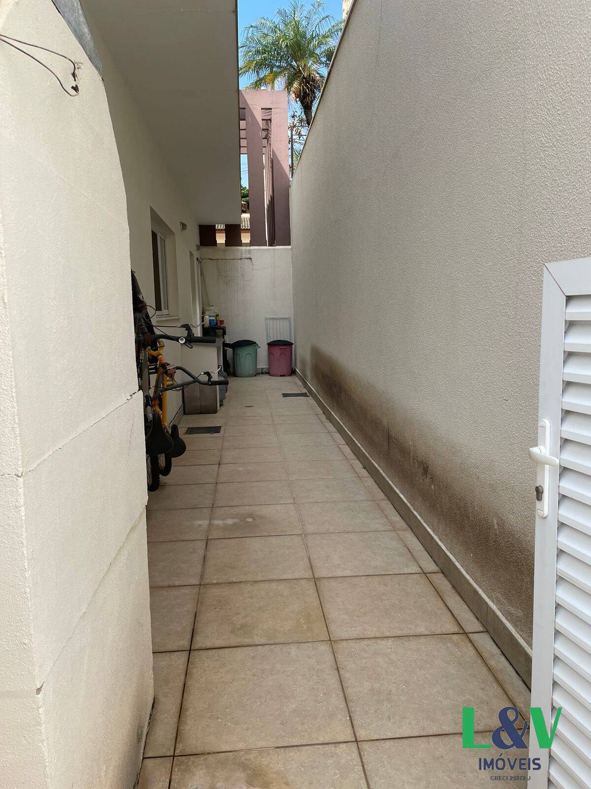 Casa de Condomínio à venda com 4 quartos, 327m² - Foto 20