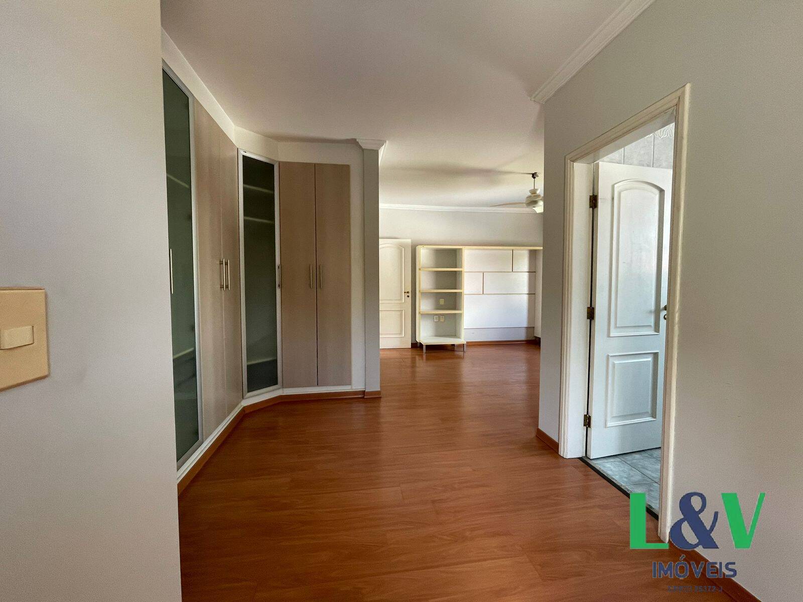 Casa à venda com 5 quartos, 450m² - Foto 17