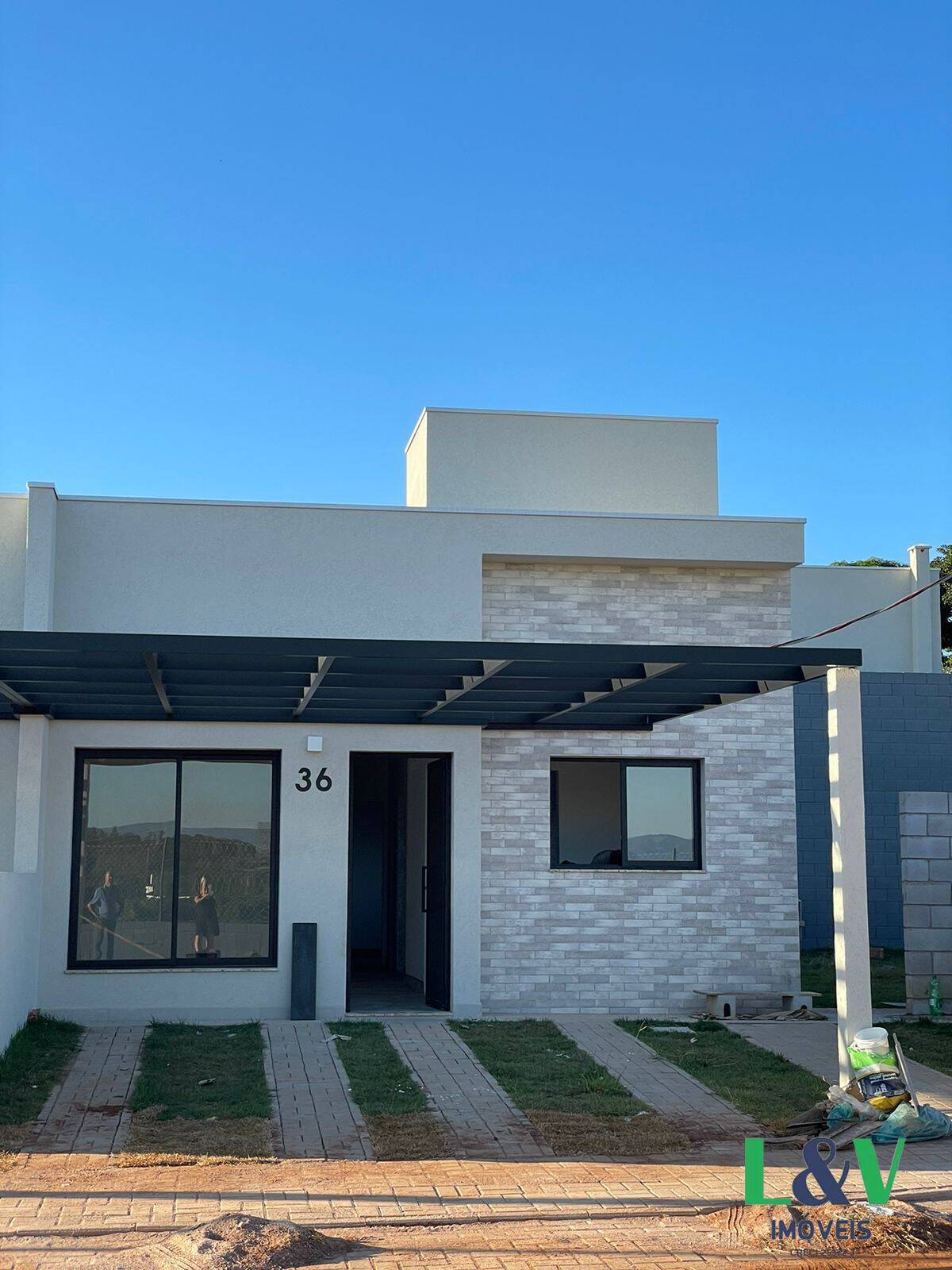 Casa de Condomínio para alugar com 3 quartos, 82m² - Foto 2