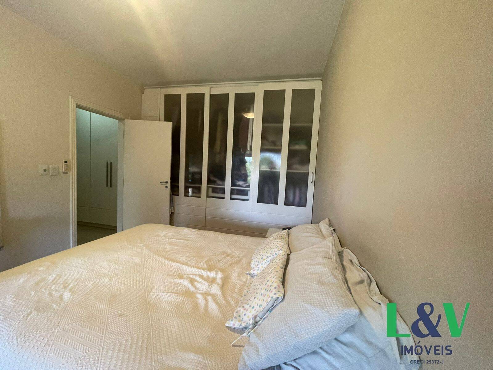 Casa à venda com 3 quartos, 307m² - Foto 41