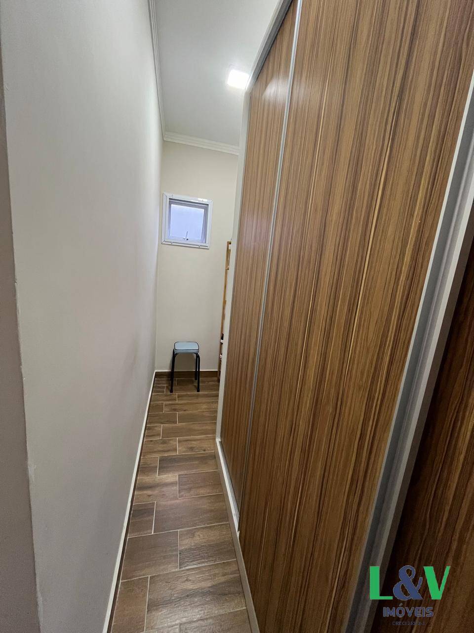 Casa à venda com 3 quartos, 250m² - Foto 18