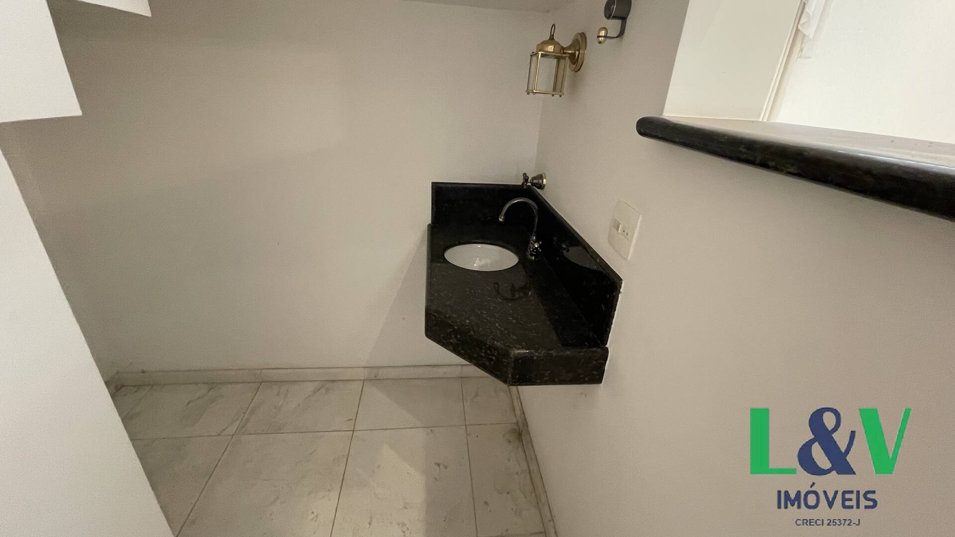 Casa de Condomínio à venda com 4 quartos, 378m² - Foto 6