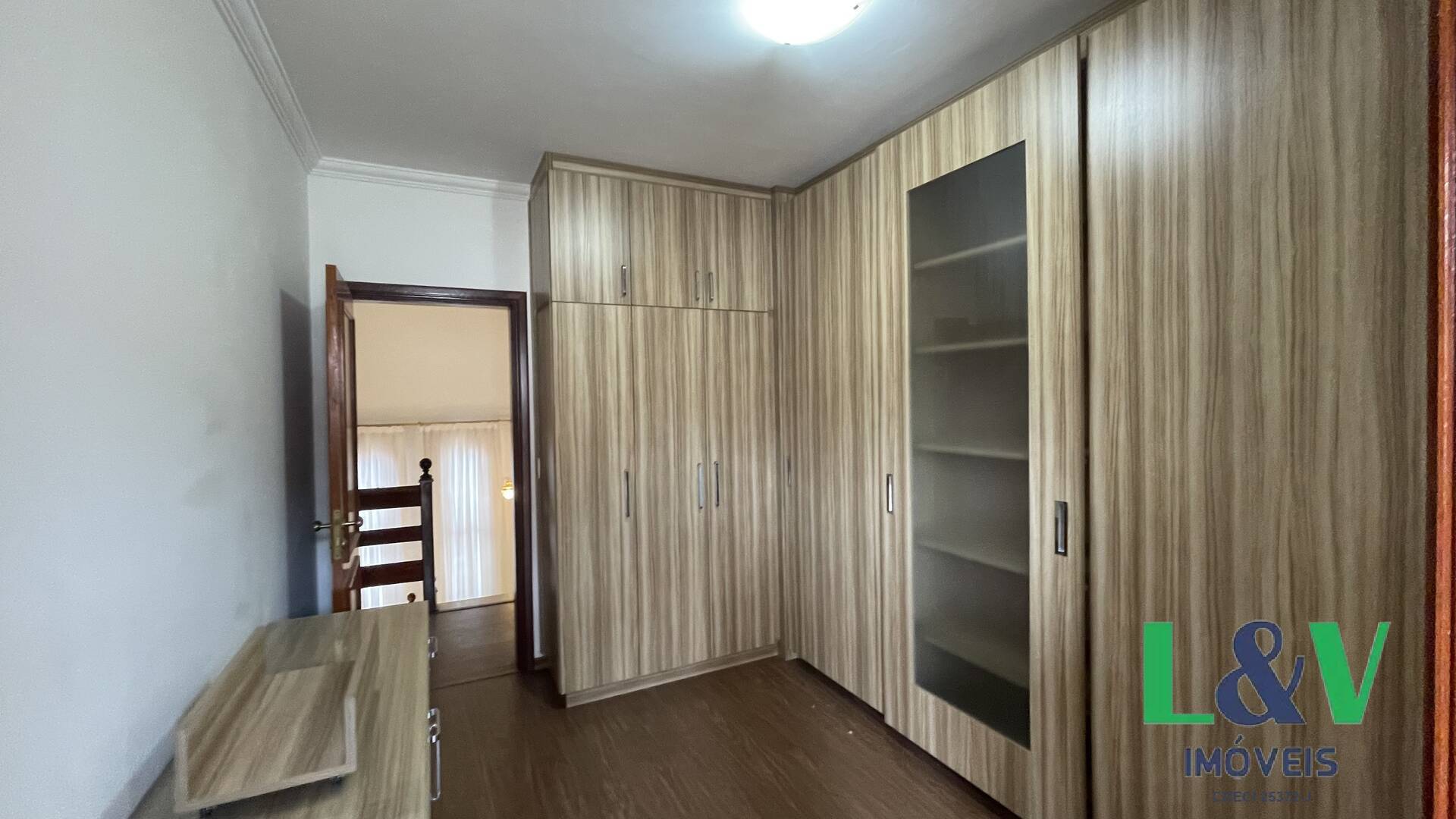 Casa de Condomínio à venda com 4 quartos, 378m² - Foto 11