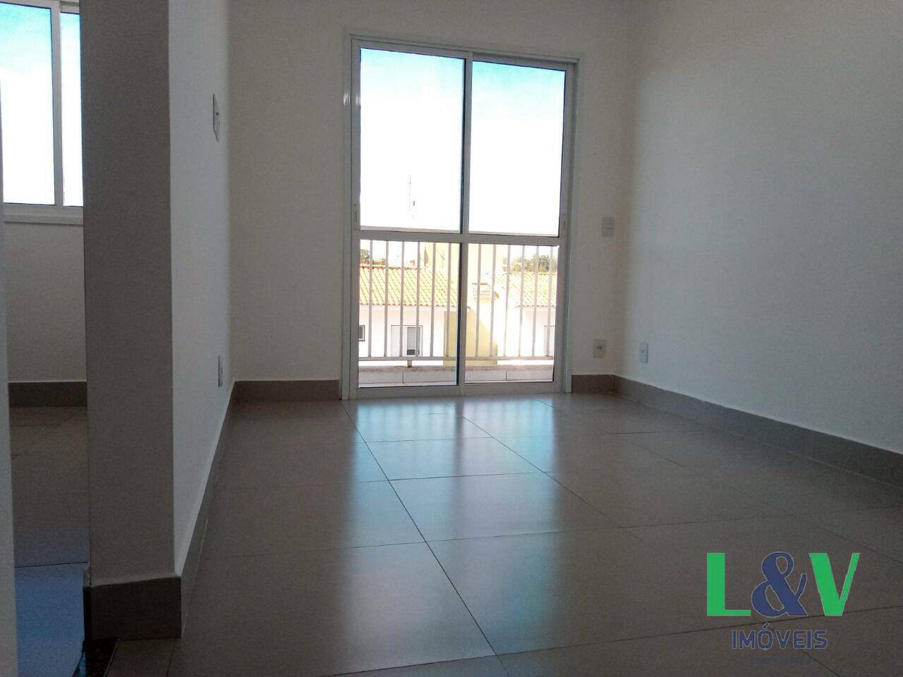 Apartamento à venda e aluguel com 2 quartos, 58m² - Foto 3