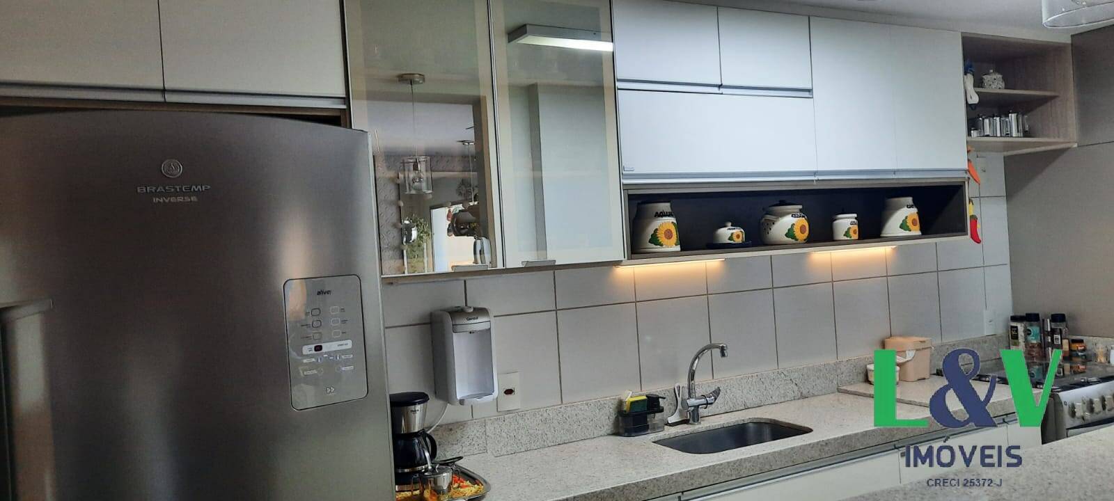 Apartamento à venda com 3 quartos, 97m² - Foto 18