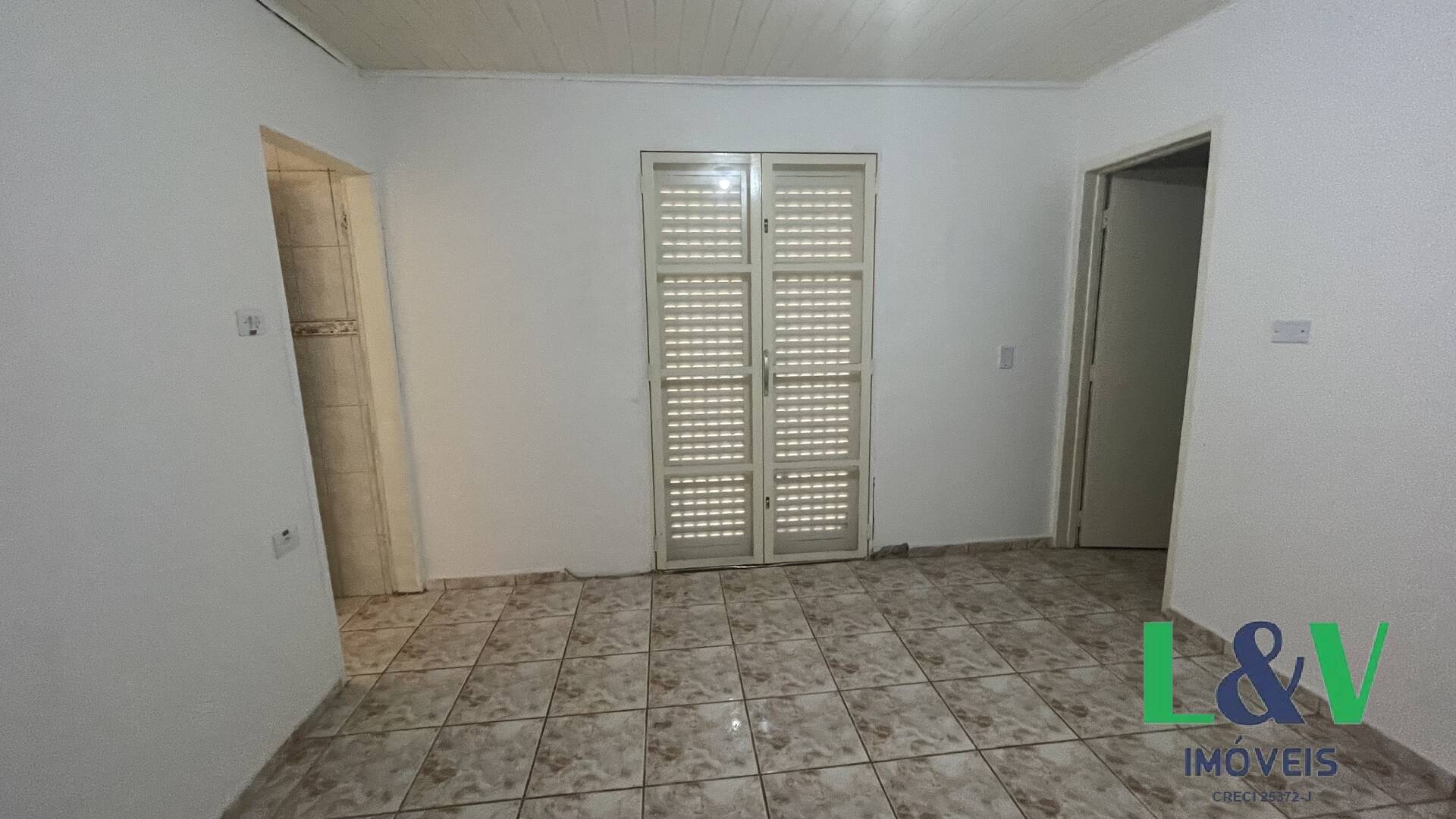 Casa à venda com 2 quartos, 1600m² - Foto 19