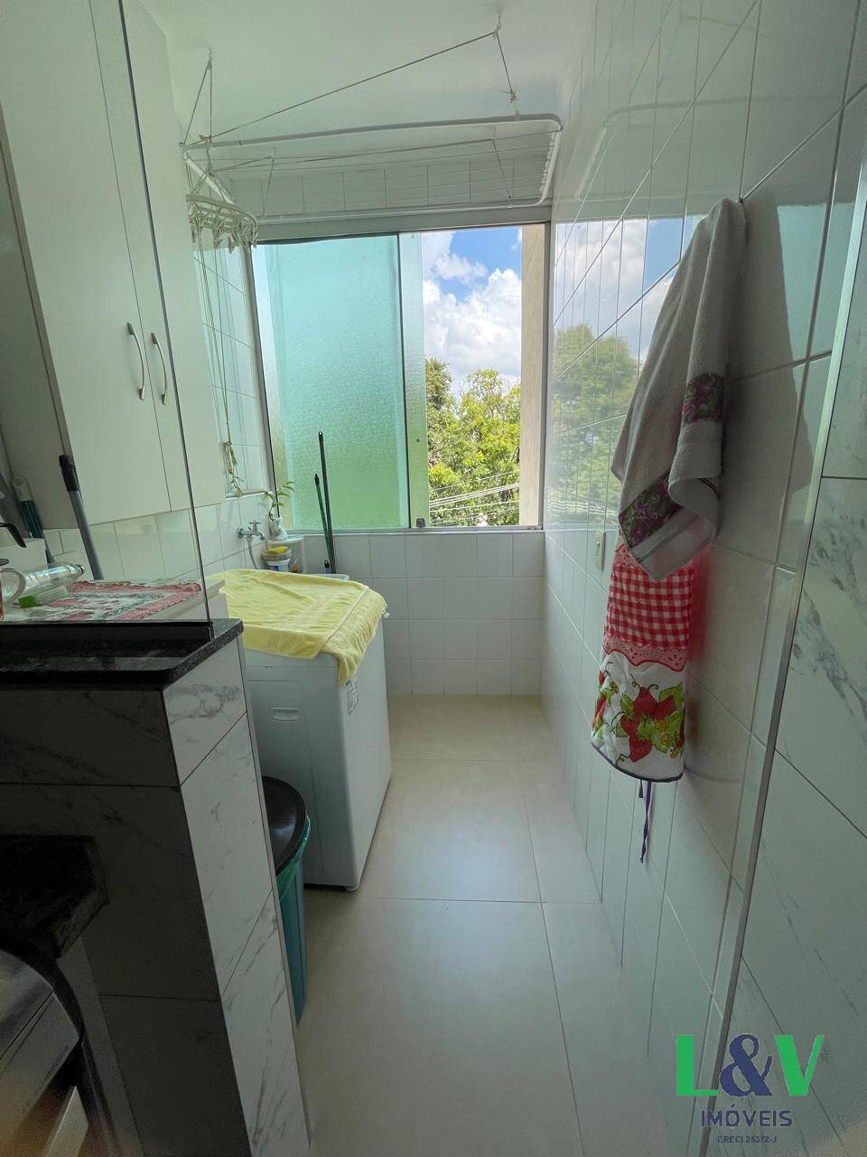 Apartamento à venda com 2 quartos, 72m² - Foto 10