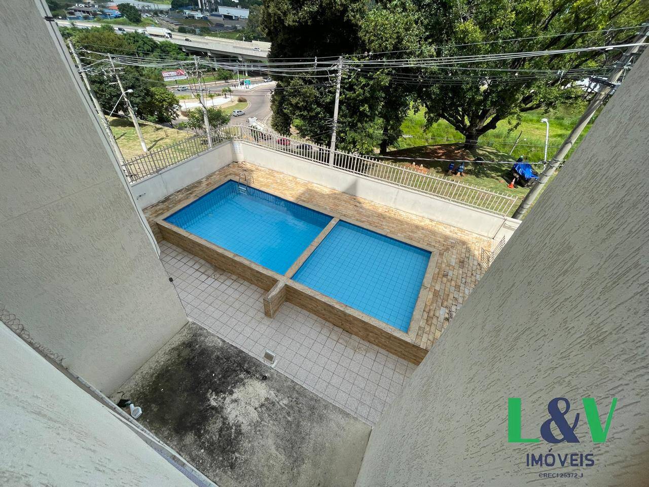 Apartamento à venda com 2 quartos, 72m² - Foto 23