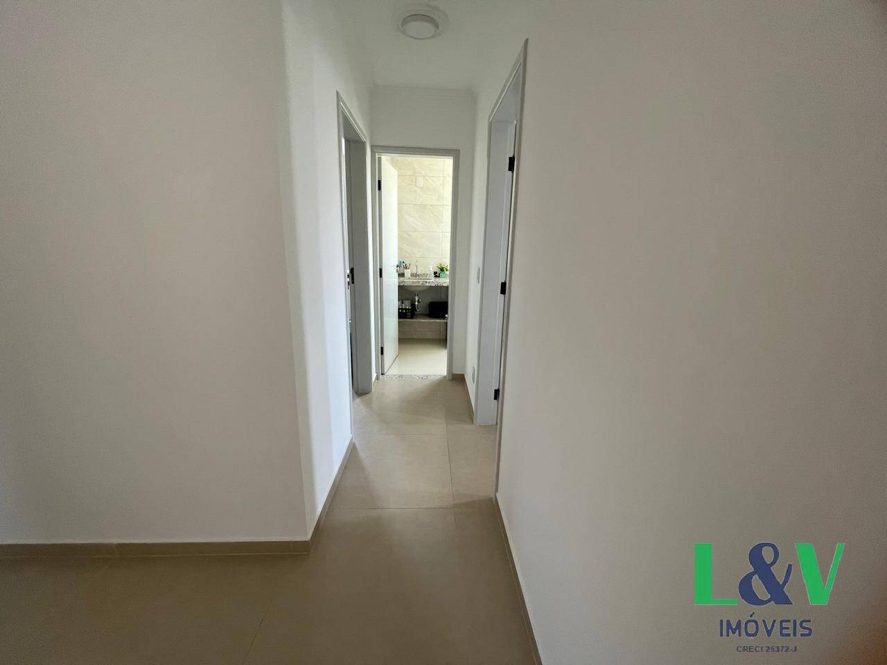 Apartamento à venda com 2 quartos, 72m² - Foto 27