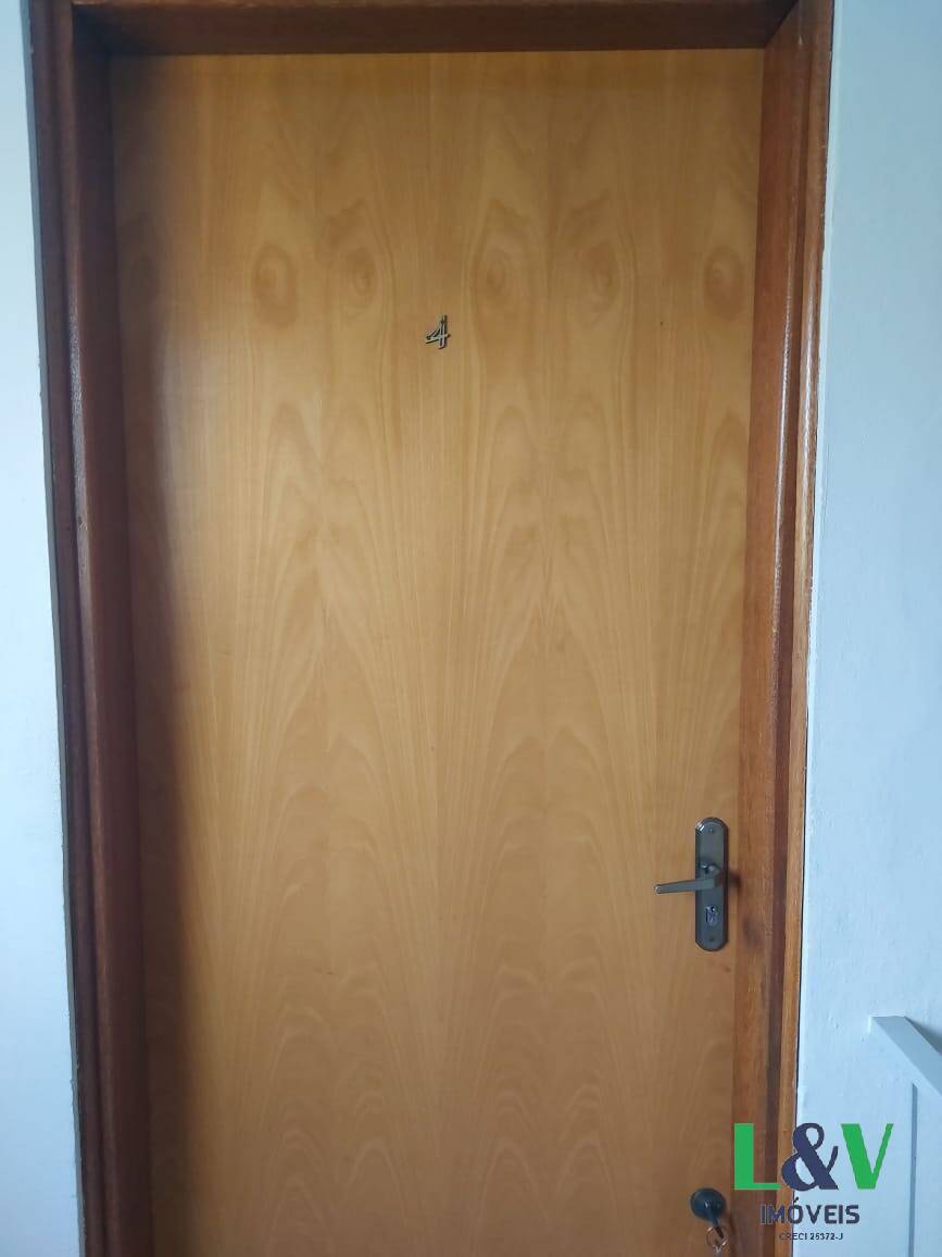 Apartamento para alugar com 2 quartos, 70m² - Foto 14