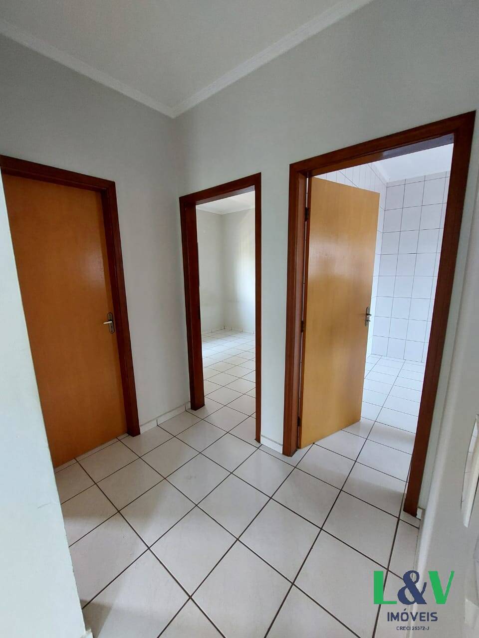 Apartamento para alugar com 2 quartos, 70m² - Foto 9