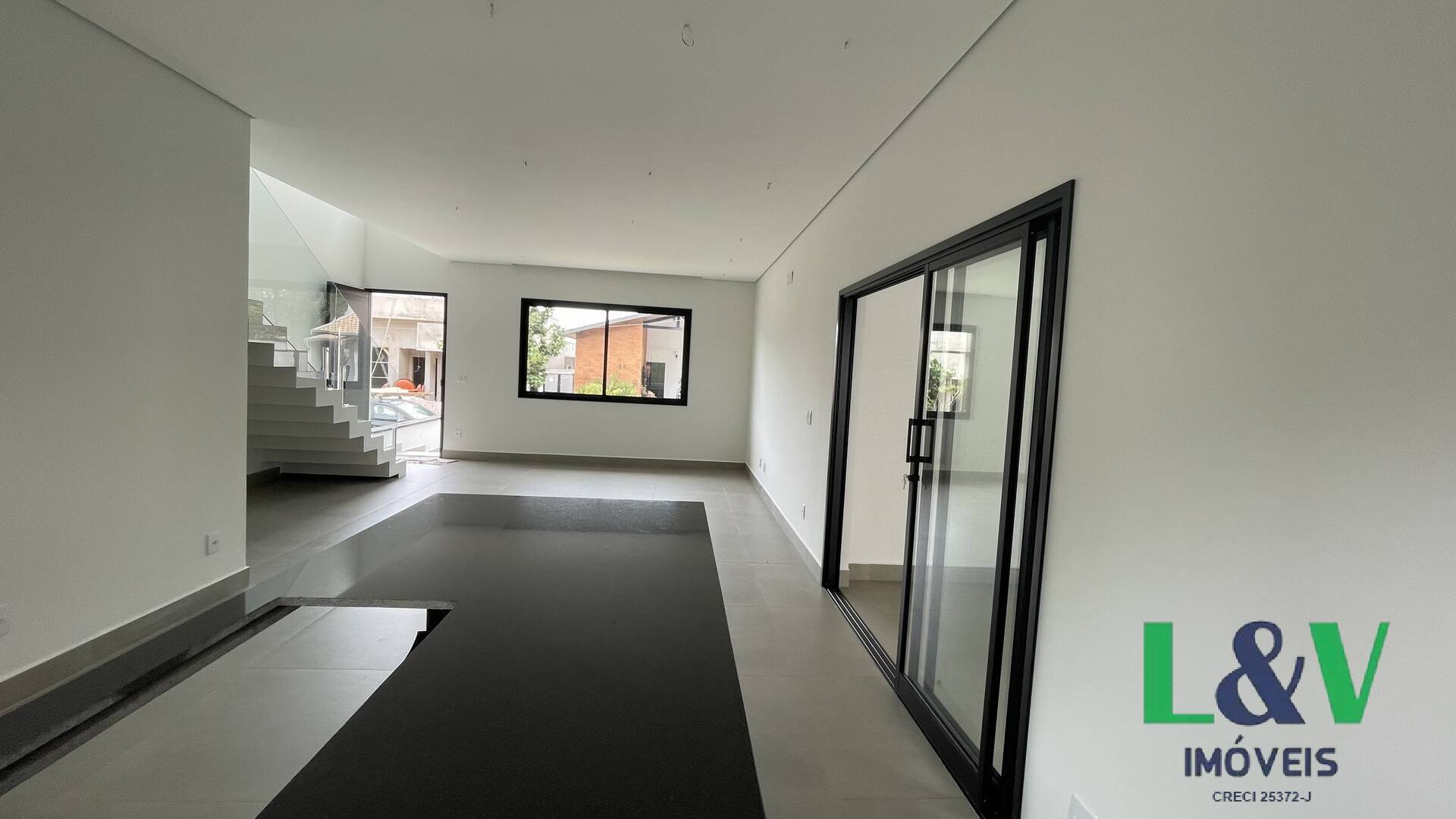 Casa de Condomínio à venda com 3 quartos, 149m² - Foto 4