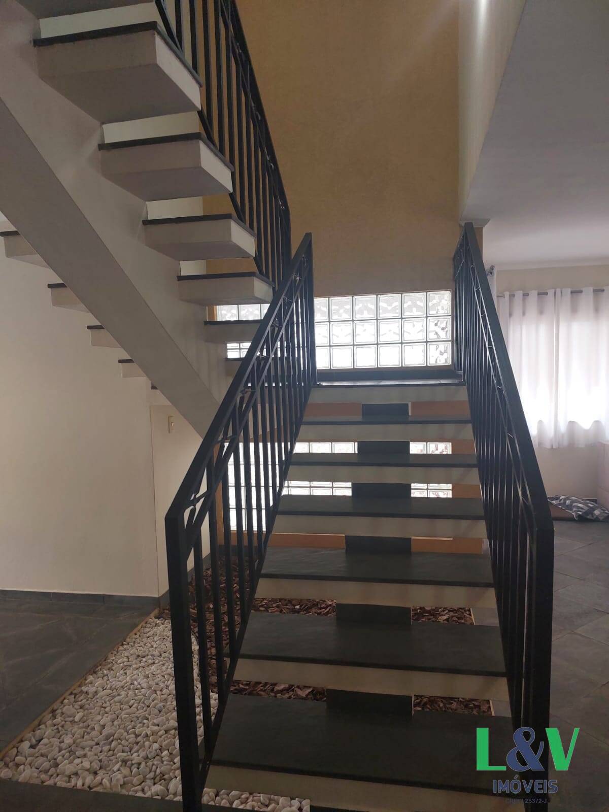 Casa de Condomínio à venda com 3 quartos, 293m² - Foto 17