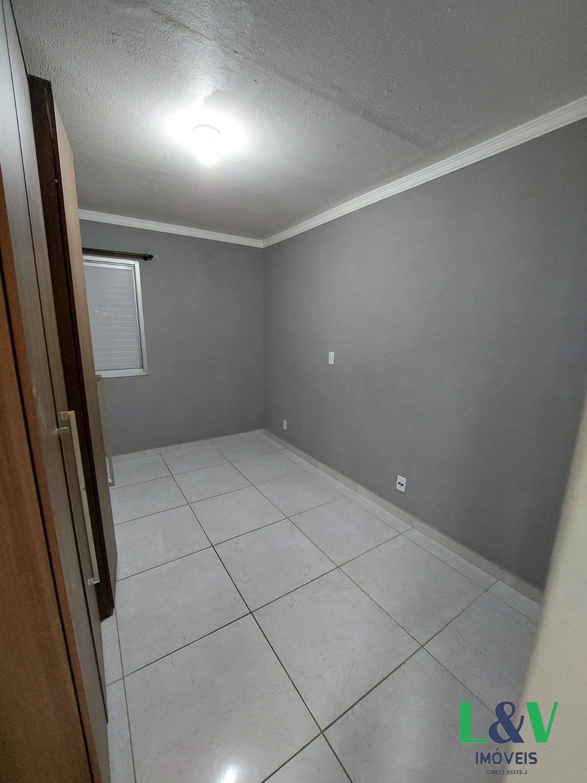 Apartamento à venda com 2 quartos, 70m² - Foto 7