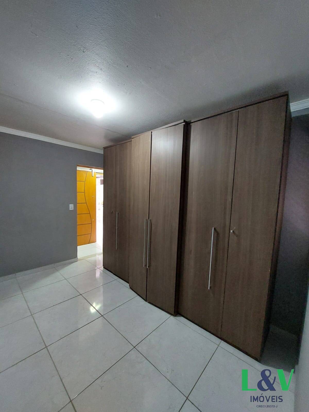 Apartamento à venda com 2 quartos, 70m² - Foto 13