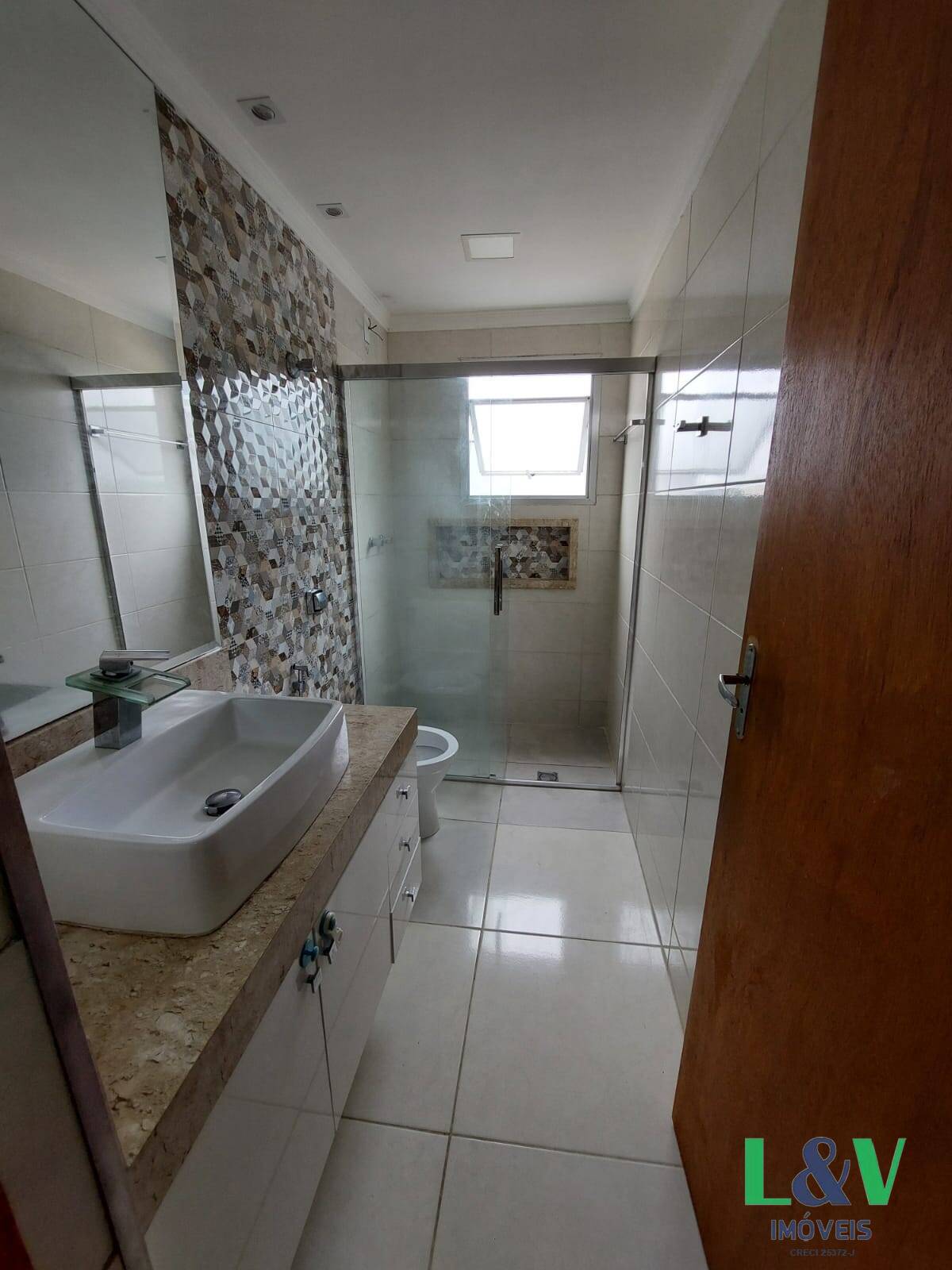 Apartamento à venda com 2 quartos, 70m² - Foto 10