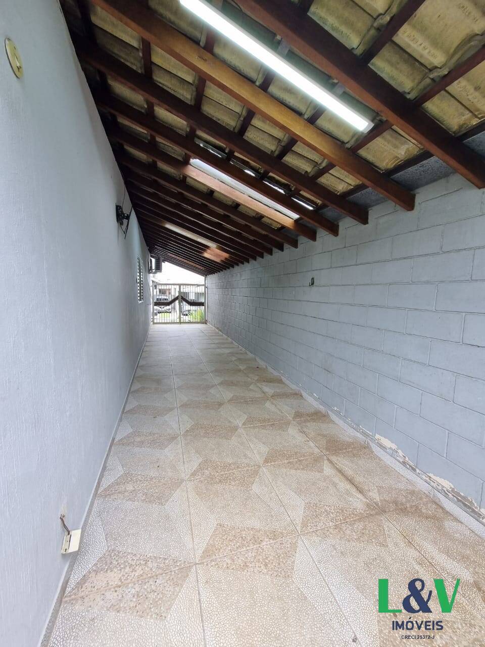 Casa de Condomínio para alugar com 3 quartos, 190m² - Foto 14