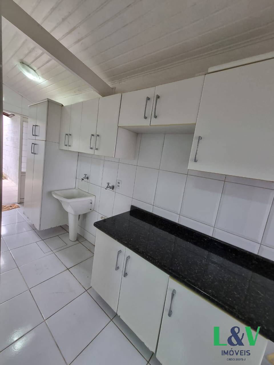 Casa de Condomínio para alugar com 3 quartos, 190m² - Foto 8