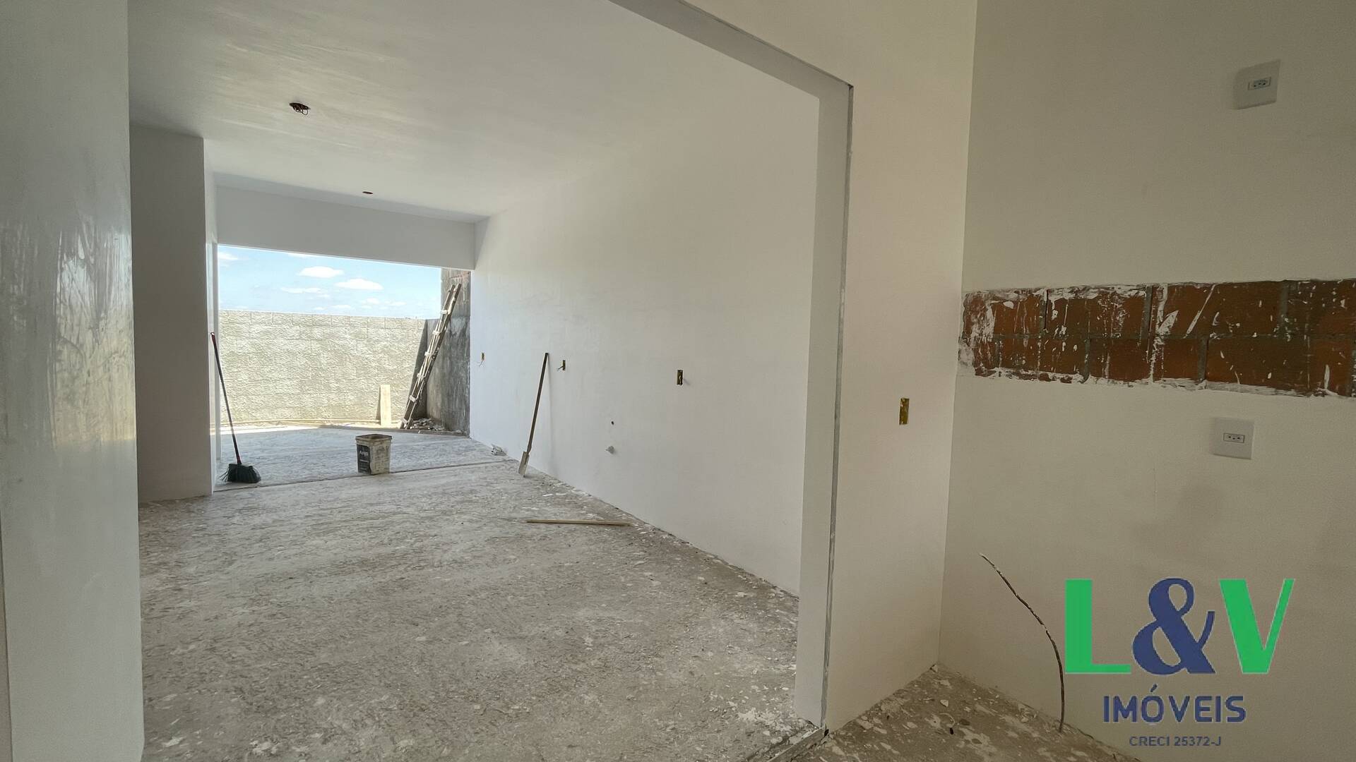 Casa à venda com 3 quartos, 160m² - Foto 3