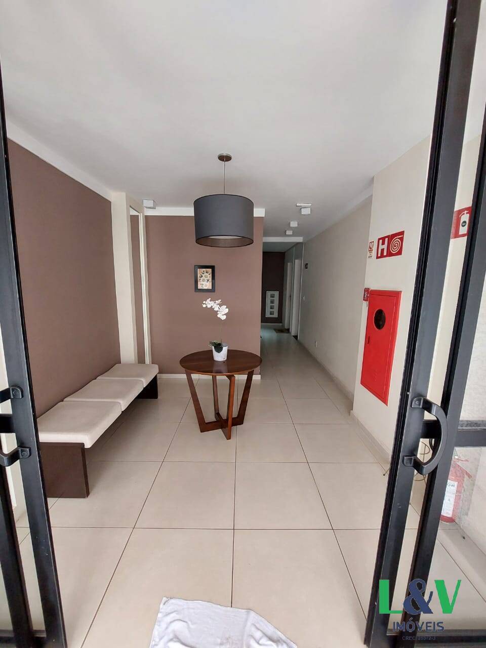 Apartamento para alugar com 3 quartos, 96m² - Foto 14