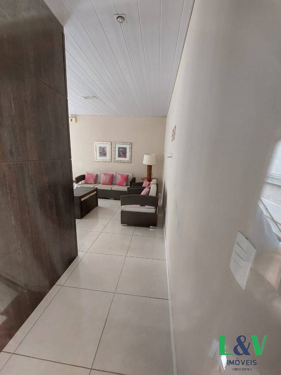 Apartamento para alugar com 3 quartos, 96m² - Foto 28