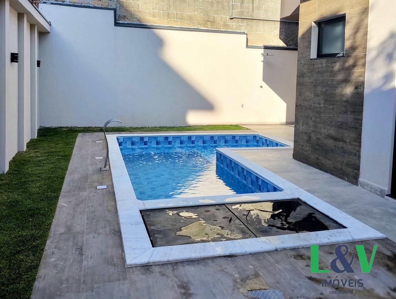 Casa de Condomínio à venda e aluguel com 3 quartos, 276m² - Foto 20