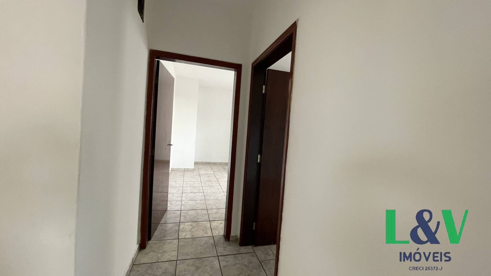 Apartamento para alugar com 3 quartos, 100m² - Foto 15