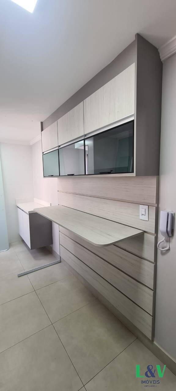 Apartamento à venda com 3 quartos, 69m² - Foto 4