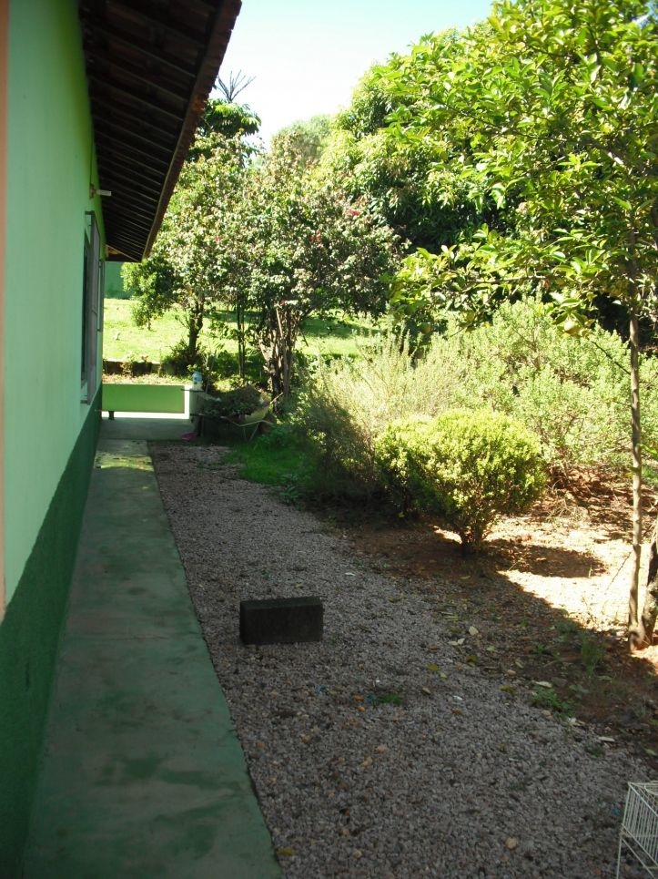 Fazenda à venda com 3 quartos, 200m² - Foto 32