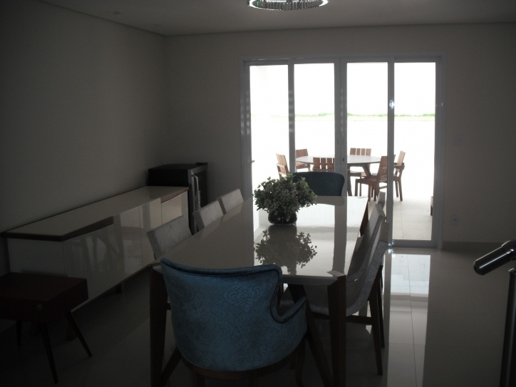 Casa à venda com 3 quartos, 300m² - Foto 18