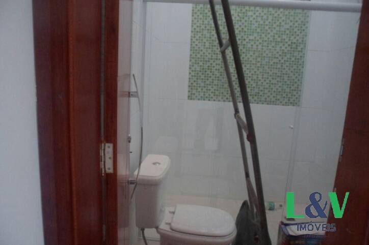 Sobrado à venda com 4 quartos, 250m² - Foto 3