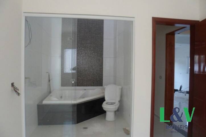 Sobrado à venda com 4 quartos, 250m² - Foto 17